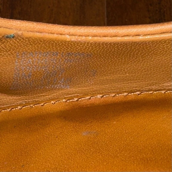 TORY BURCH Tiffy Two Tone Leather Wedge Pumps Cap Toe in Tan White - Picture 12 of 14